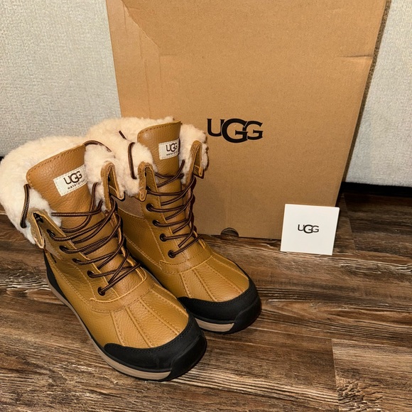UGG Shoes - 🧡UGG ADIRONDACK III BOOTS🧡